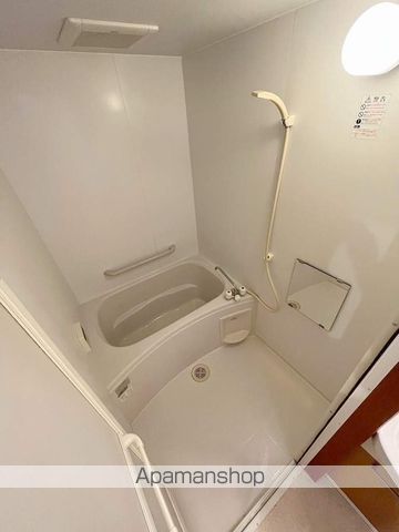 クローバーの内装写真