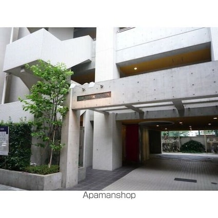 プラウドフラット三軒茶屋[2LDK/50.88m2]の共用部