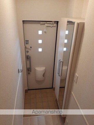 コンフォルタ東近江Ⅱ[1LDK/50.96m2]の玄関