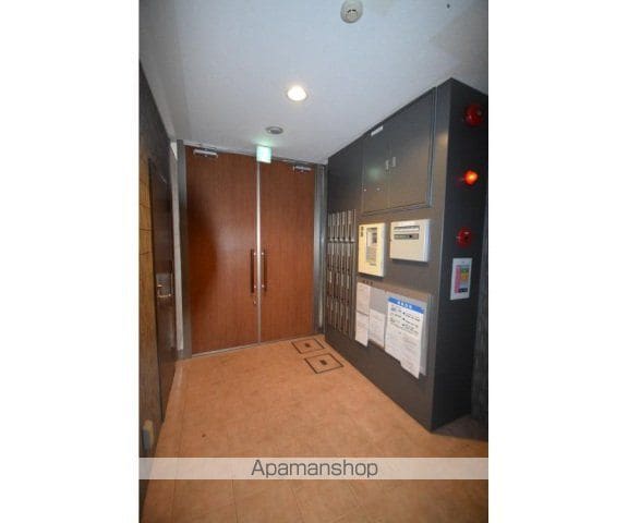 TーWESTの内装写真