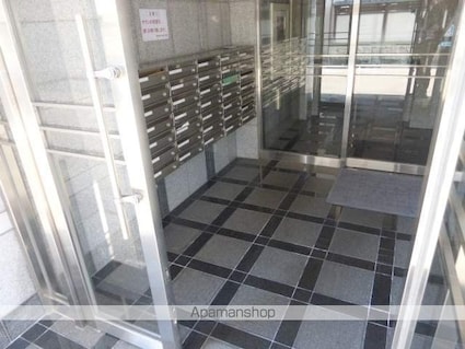 滋賀県野洲市北野１丁目[1DK/29.45m2]の共用部1