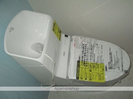 パークノート東寺尾中台[1K/15.12m2]のトイレ