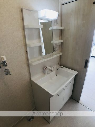 レカナッティ新発寒の内装写真
