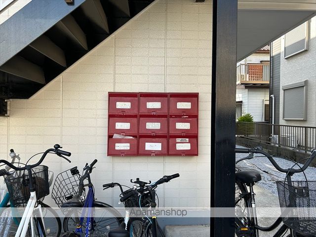 エステート氷川Aの外観写真