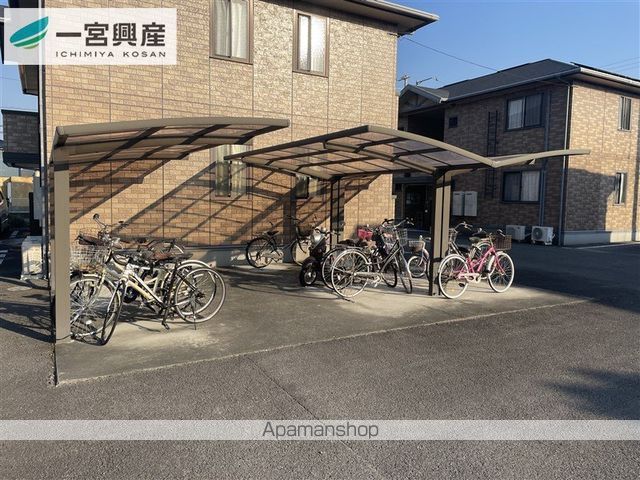 リビングタウン北土居 H棟の外観写真