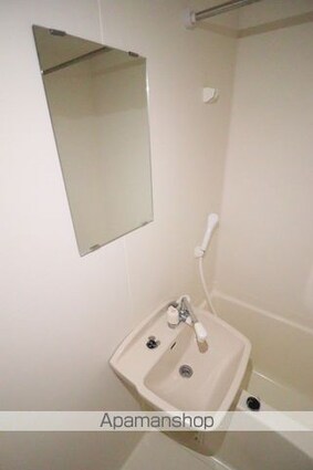 レオパレスＴＡＫＡ[1K/19.87m2]の洗面所