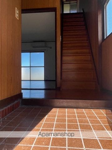 安芸高田市 2階建 築55年の内装写真