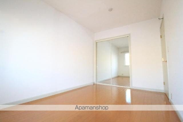 apartment 埼玉県三郷市新和４丁目318-2
地図を見る