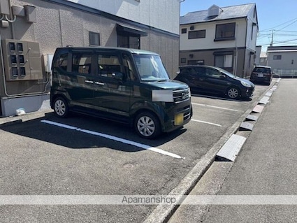 エスポワール３４　Ｆ棟[3LDK/67.04m2]の駐車場