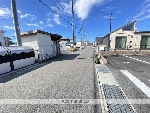 ライラックの周辺写真