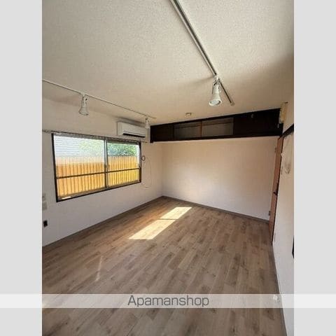 ROOMーING南青山の内装写真