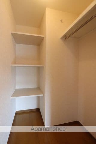 サニーハイツ三園IIの内装写真