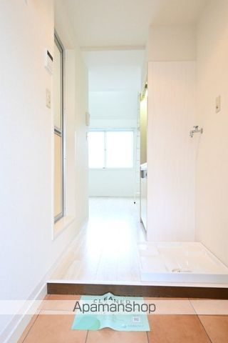 東京都世田谷区北沢５丁目[1R/15.74m2]の玄関2