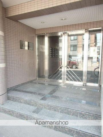 クラージュ行啓Iの玄関写真