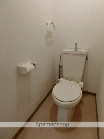 ベルシャイン竹原Aの内装写真