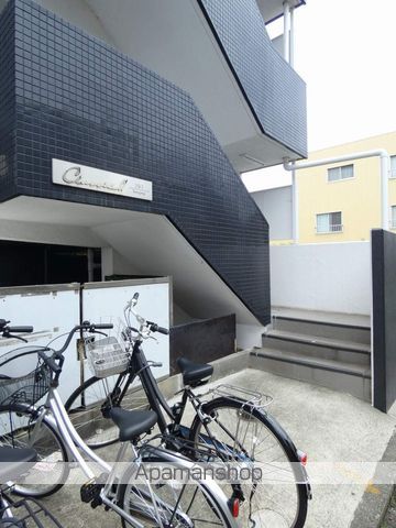 CLASSICIIの玄関写真