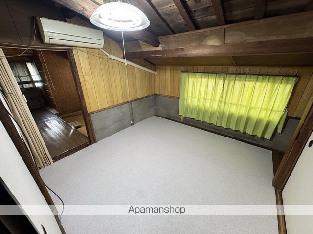 山川町原町貸家の内装写真