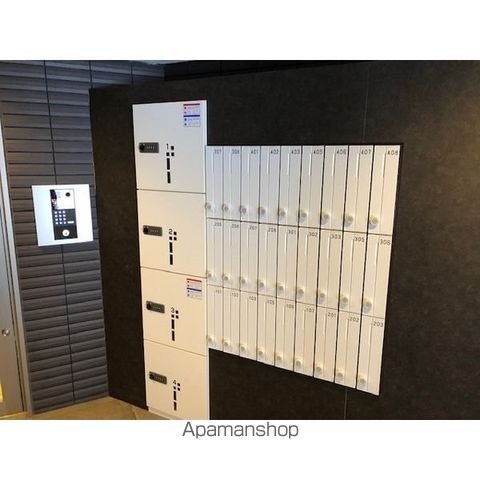 アルファー厚別中央の玄関写真