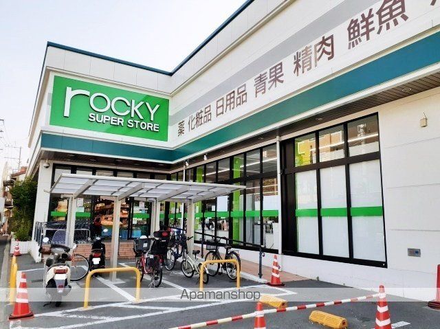 クイーンズ藤崎表参道の周辺写真