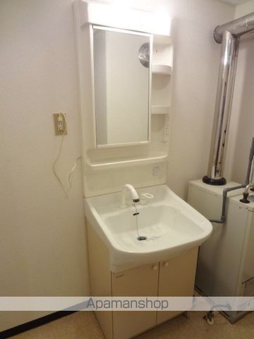 コスモロイヤル東苗穂A棟の内装写真