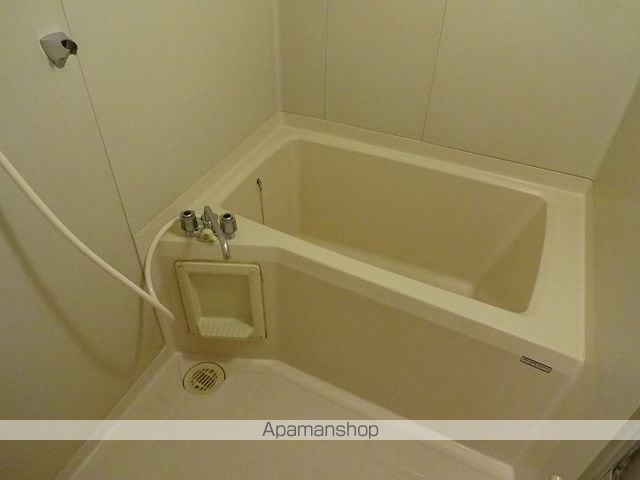 ヒルサイド小高坂の内装写真