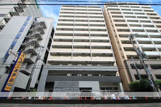 S-RESIDENCE江坂の外観写真
