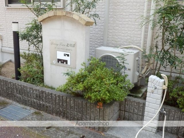 リビングタウン北川添 B棟の玄関写真