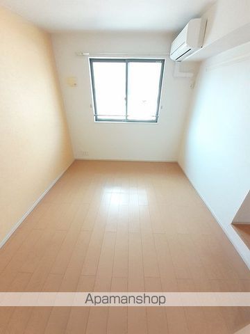 リバーサイド真倉 Bの内装写真