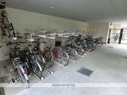 リブリ・ＧＬＡＮＺ[1K/26.04m2]の共用部1