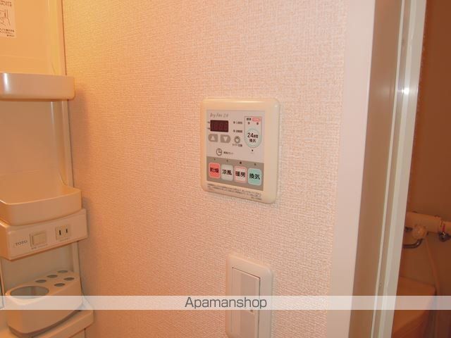 ファミーユ東貝塚の内装写真