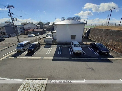 シュピナート[1K/32.94m2]の駐車場