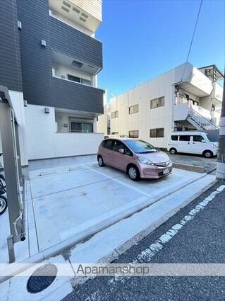 和歌山県和歌山市田中町３丁目[1LDK/37.03m2]の駐車場