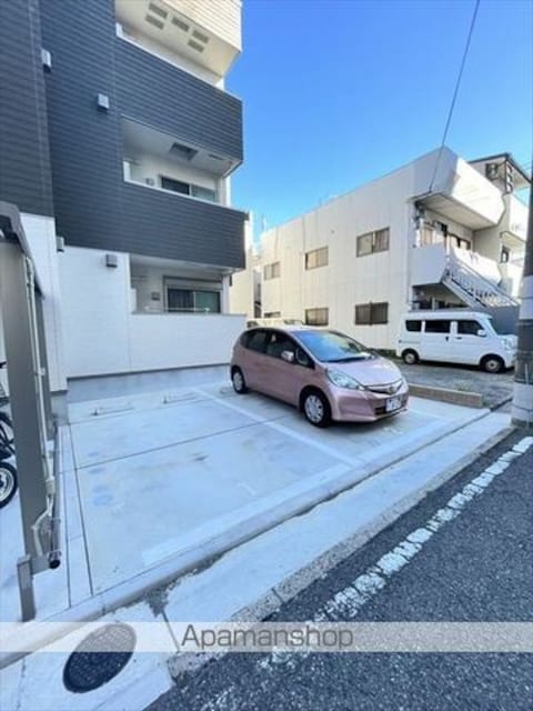 和歌山県和歌山市田中町３丁目[1LDK/37.03m2]の駐車場