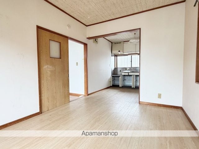 袋井市 1階建 築38年の内装写真