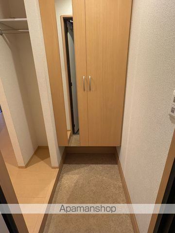 エヴァンタイユ羽衣の内装写真