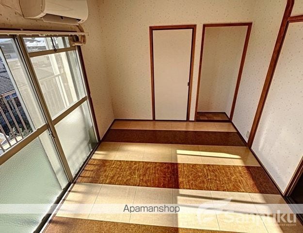 グリーンガーデンの内装写真