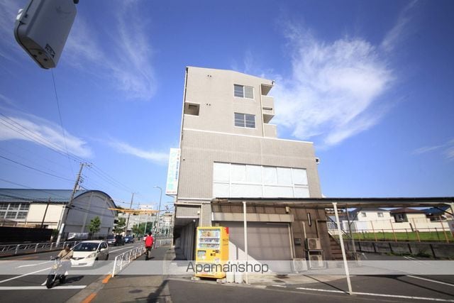 プラスパの外観写真