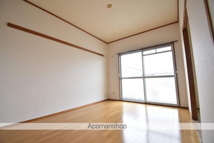 広島県広島市中区南千田西町[3DK/55.76m2]の共用部1