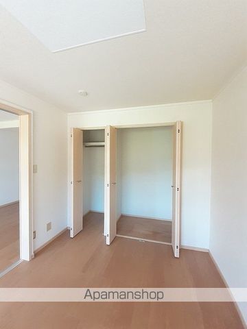 エルディム川西の内装写真