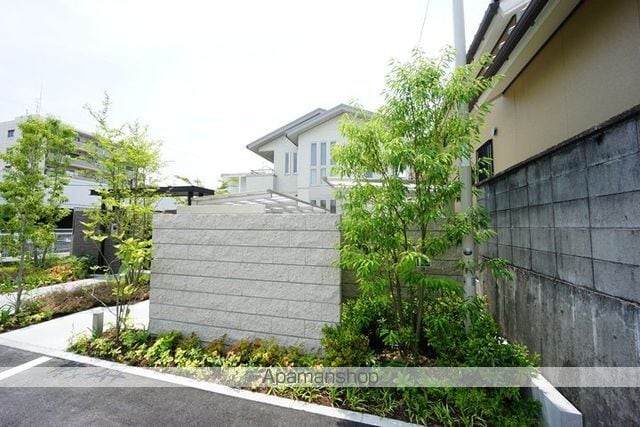 シャーメゾン鮎川の外観写真