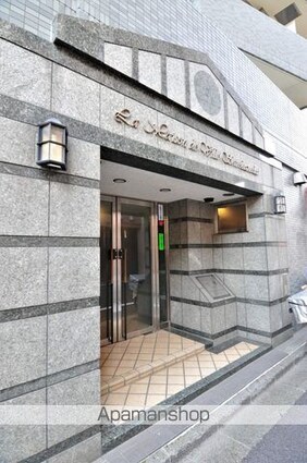 メゾン・ド・ヴィレ白金台[3LDK/77m2]のエントランス1