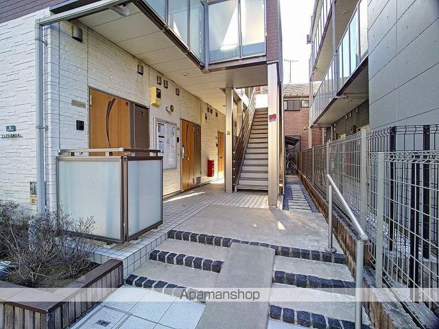 クレイノフェリス東四つ木の玄関写真