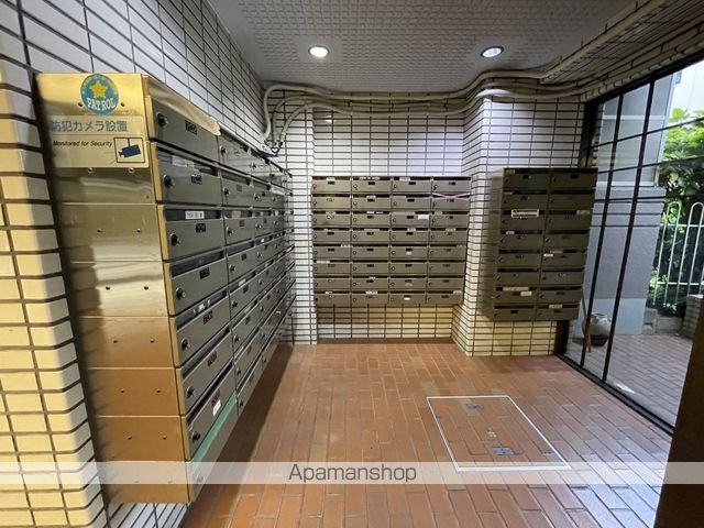 コスモ鶴瀬ステーションスクエアの玄関写真
