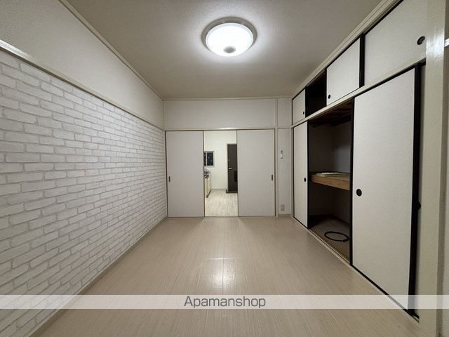 岡町駅前レジデンスの内装写真