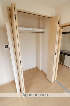 マンションＦＥＡＳＴ[1K/18.5m2]の収納