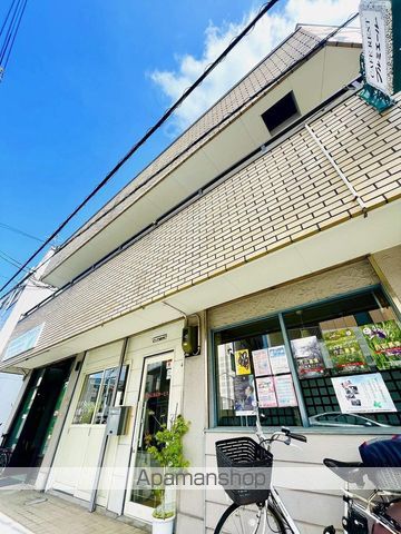 ルミエール中宮の外観写真