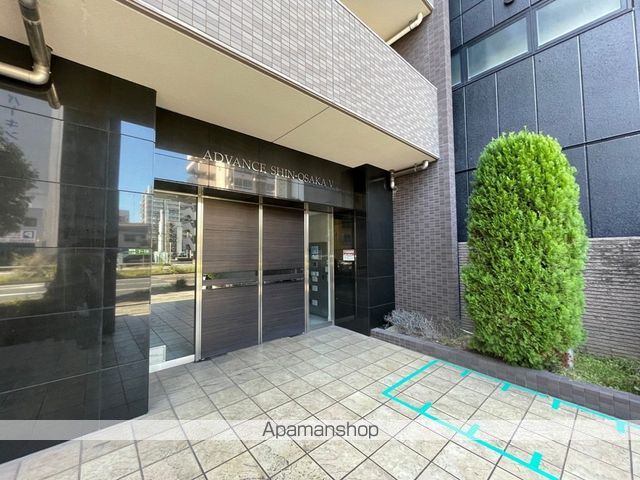 アドバンス新大阪Vの玄関写真