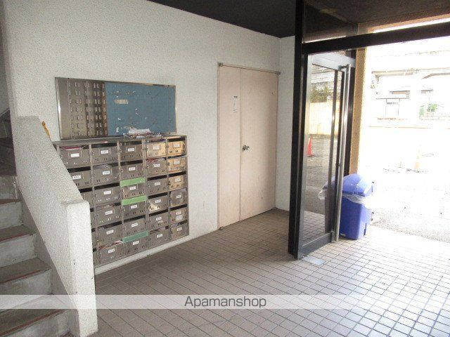 高砂町ハイツの玄関写真