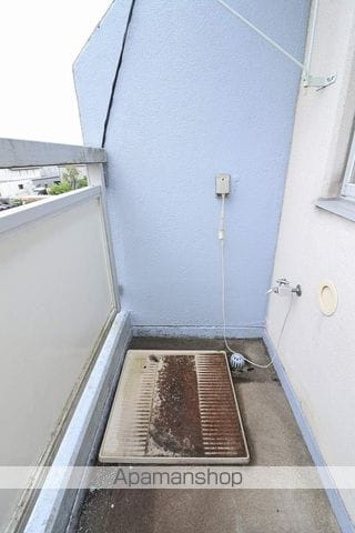 ハイデンス荒池の内装写真