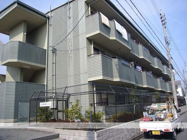 イーストパレスの外観写真